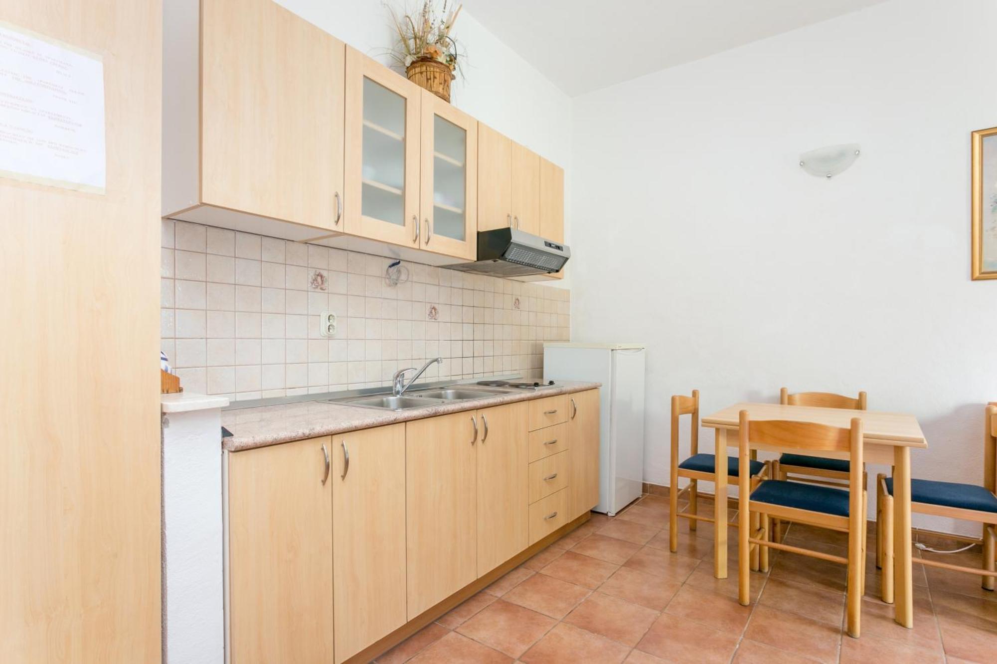 Apartments By The Sea Baska Voda, Makarska - 300 Номер фото